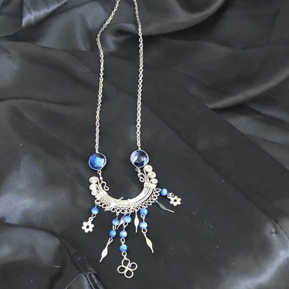 Silver And Blue Necklace - Picture 2 of 3